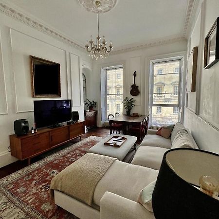 Stunning Georgian Central Bath Home Экстерьер фото