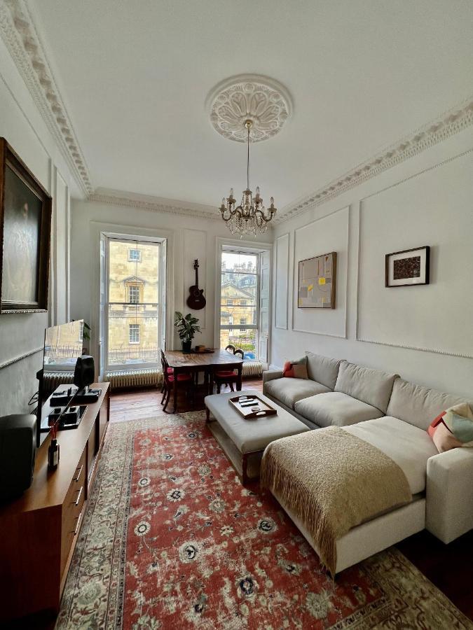 Stunning Georgian Central Bath Home Экстерьер фото